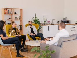 What Principles Underlie Cognitive Behavioral Therapy? What Principles Underlie Cognitive Behavioral Therapy