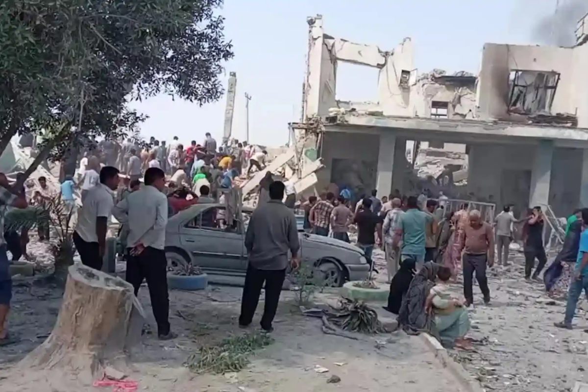 U.S. Missile Strike Near Iranian School Kills Dozens of Children